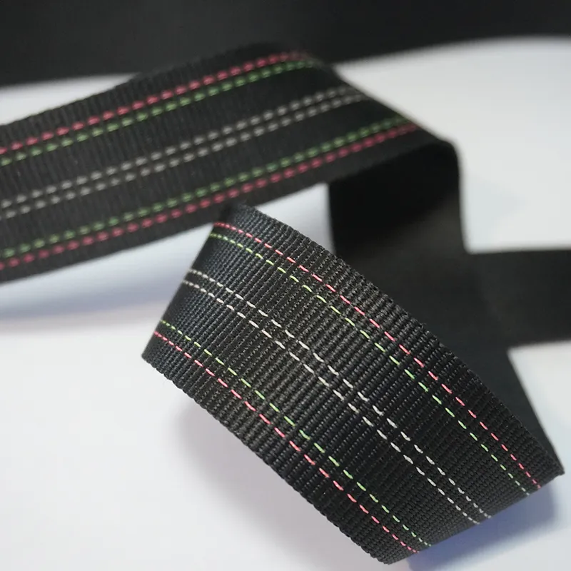 حزام أسود ذاتي الإضاءة